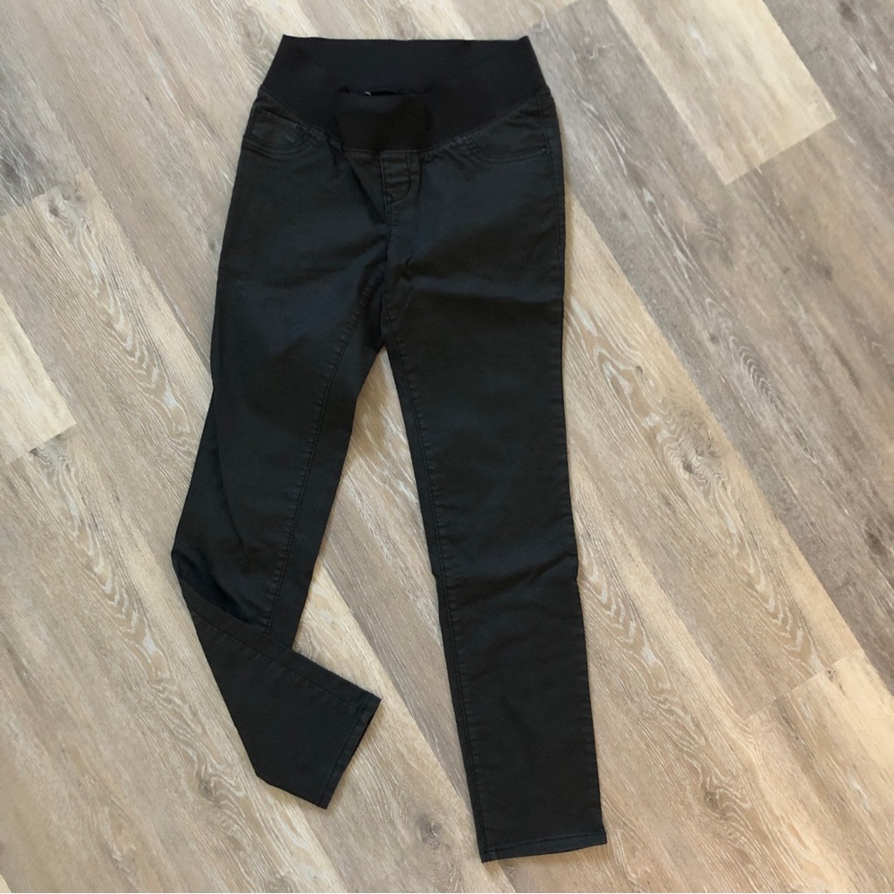 Old Navy maternity jeans